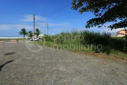 Lote/Terreno à venda, 286m² no Jardim Mar-e-Sol, Peruíbe