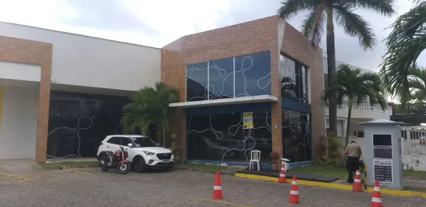 Ponto Comercial para alugar, 350m² no Pitangueiras, Lauro de Freitas
