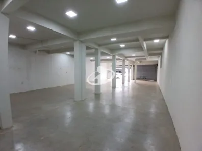 Ponto Comercial para alugar, 230m² no Martins, Uberlândia