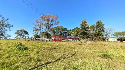Fazenda/Sítio com 3 Quartos à venda, 200m² no Anhumas, Piracicaba