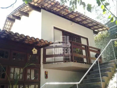 Casa de Condomínio com 3 Quartos à venda, 210m² no Badu, Niterói