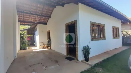 Casa com 2 Quartos à venda, 200m² no Caracol, São Bento do Sapucaí