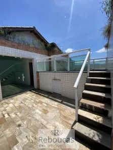 Casa com 3 Quartos à venda, 160m² no Embaré, Santos