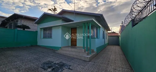 Casa com 3 Quartos à venda, 213m² no Parolin, Curitiba