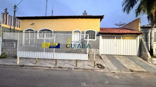 Casa com 3 Quartos para alugar, 381m² no Quilombo, Cuiabá