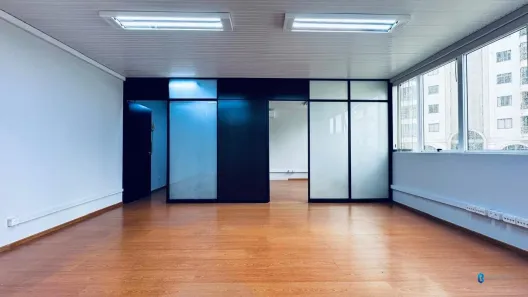 Sala Comercial para alugar, 55m² no Mossunguê, Curitiba