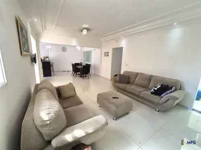 Casa com 3 Quartos à venda, 300m² no Vila Augusta, Sorocaba