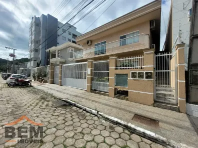 Casa com 3 Quartos à venda, 360m² no Ressacada, Itajaí