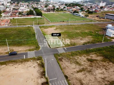 Lote/Terreno à venda, 375m² no Vila Moema, Tubarão