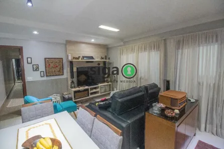 Sobrado com 3 Quartos para alugar, 225m² no Várzea de Baixo, São Paulo