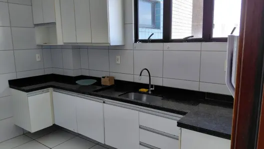 Apartamento com 3 Quartos para alugar, 100m² no Ponta Negra, Natal