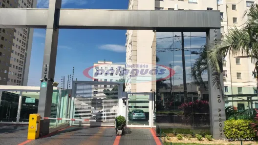 Apartamento com 2 Quartos para alugar, 50m² no Parque Industrial, Maringá