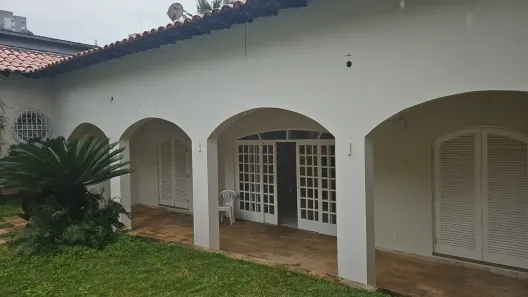 Casa com 4 Quartos para alugar, 400m² no Boaçava, São Paulo