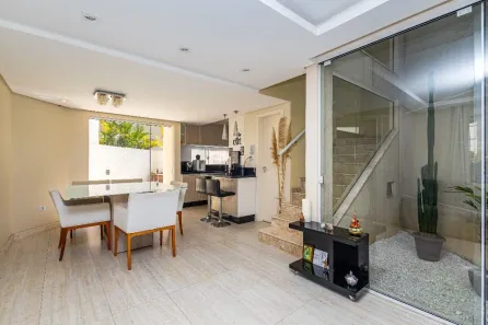 Casa de Condomínio com 3 Quartos à venda, 175m² no Cachoeira, Curitiba