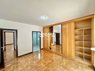 Casa com 8 Quartos para alugar, 445m² no Granja Viana, Cotia
