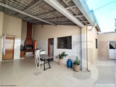 Casa com 5 Quartos à venda, 220m² no Luizote de Freitas, Uberlândia