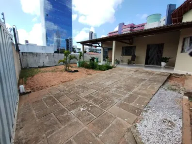 Casa com 4 Quartos à venda, 195m² no Lagoa Nova, Natal