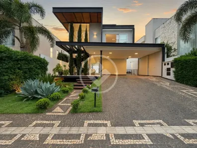 Casa de Condomínio com 4 Quartos à venda, 310m² no Jardins Valência, Goiânia