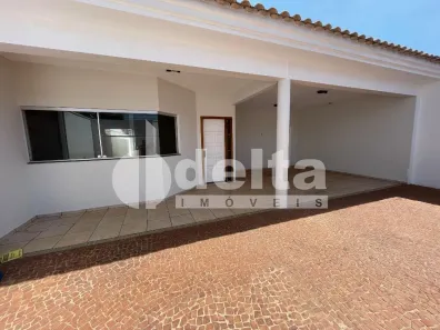 Casa com 4 Quartos à venda, 200m² no Vigilato Pereira, Uberlândia