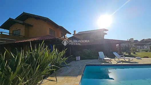 Casa com 6 Quartos à venda, 479m² no Centro, Imbé