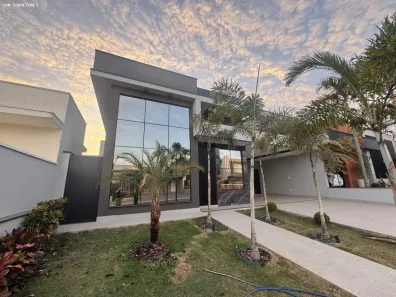 Casa de Condomínio com 4 Quartos à venda, 250m² no Jardim Residencial Dona Lucilla, Indaiatuba