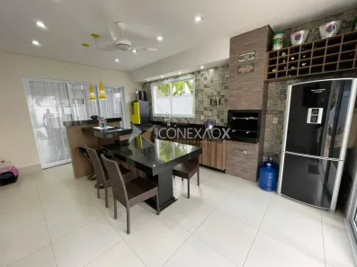 Casa de Condomínio com 3 Quartos à venda, 220m² no Swiss Park, Campinas