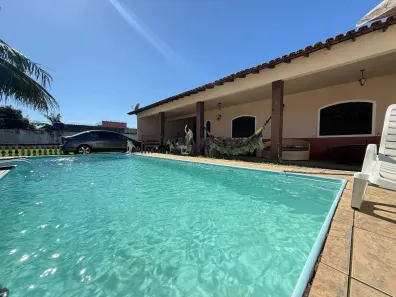 Casa com 3 Quartos à venda, 180m² no Paraty, Araruama