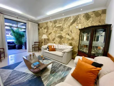 Casa com 5 Quartos à venda, 400m² no Centro, Nova Friburgo