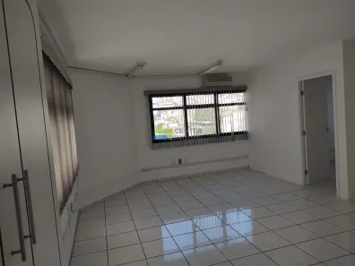 Sala Comercial à venda, 76m² no Bosque da Saúde, São Paulo
