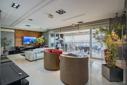 Apartamento com 4 Quartos para alugar, 206m² no Vila Romana, São Paulo