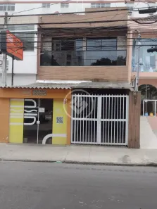 Casa com 3 Quartos para alugar, 164m² no Gonzaga, Santos