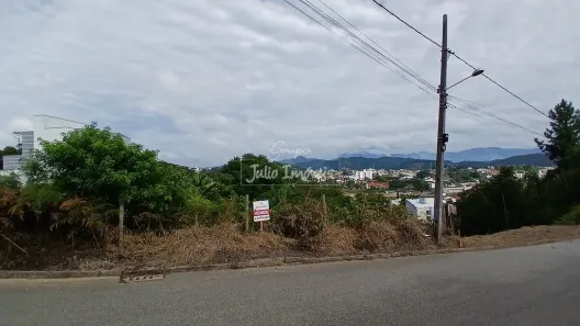 Lote/Terreno à venda, 656m² no Primeiro de Maio, Brusque