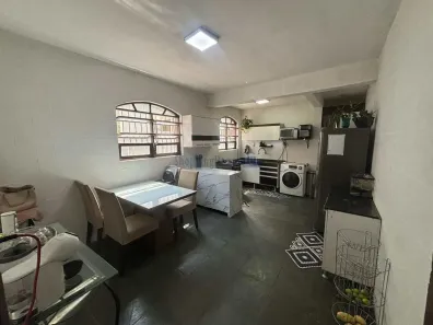 Casa com 3 Quartos para alugar, 140m² no Vila Portuguesa, São Paulo