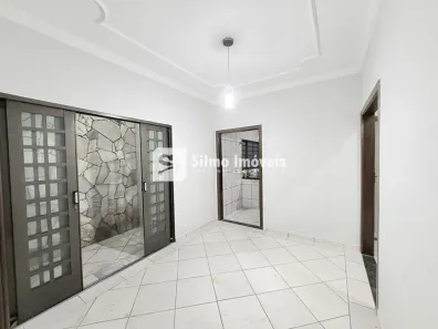 Casa com 3 Quartos para alugar, 150m² no Planalto, Uberlândia