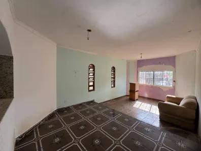 Casa com 2 Quartos para alugar, 400m² no Cidade Soberana, Guarulhos
