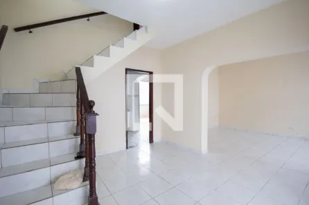 Casa com 3 Quartos à venda, 140m² no Jardim das Flores, Osasco