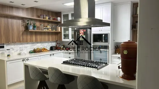 Sobrado com 4 Quartos à venda, 185m² no Jardim das Américas, Curitiba