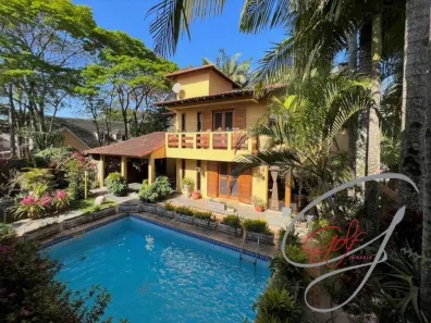 Casa de Condomínio com 4 Quartos à venda, 342m² no São Paulo II, Cotia