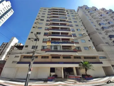Apartamento com 3 Quartos para alugar, 94m² no Centro, Balneário Camboriú