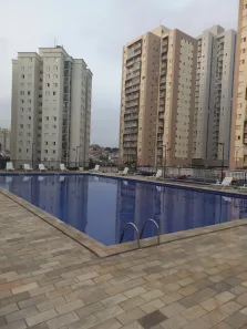 Apartamento com 2 Quartos para alugar, 52m² no São Pedro, Osasco