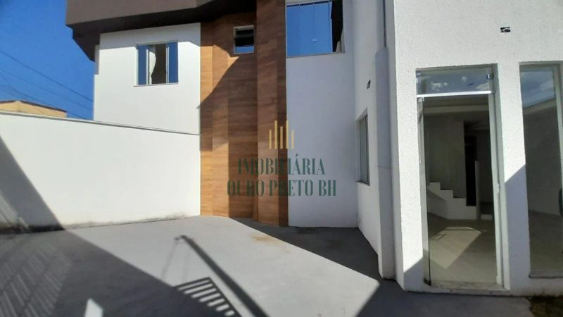 Casa com 3 quartos — Planalto, Belo Horizonte