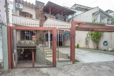 Casa com 3 Quartos para venda ou aluguel, 225m² no Higienópolis, Porto Alegre