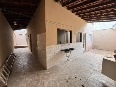 Casa com 3 Quartos para alugar, 90m² no Jardim Campos Verdes, Hortolândia