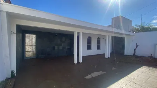 Casa com 3 Quartos à venda, 150m² no Chácara Machadinho I, Americana