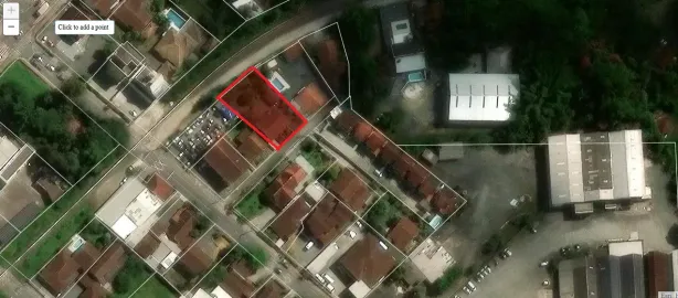 Lote/Terreno à venda, 630m² no Floresta, Joinville