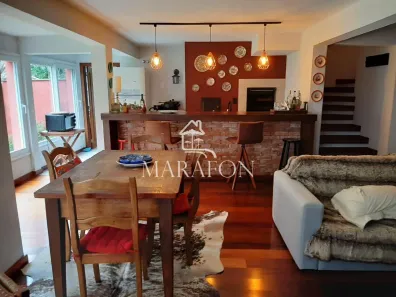 Casa de Condomínio com 3 Quartos à venda, 276m² no Vila Dante, Canela