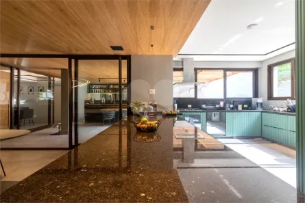 Sobrado com 3 Quartos à venda, 860m² no Chácara Monte Alegre, São Paulo