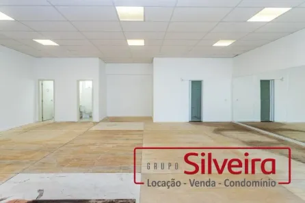 Sala Comercial para alugar, 136m² no Petrópolis, Porto Alegre