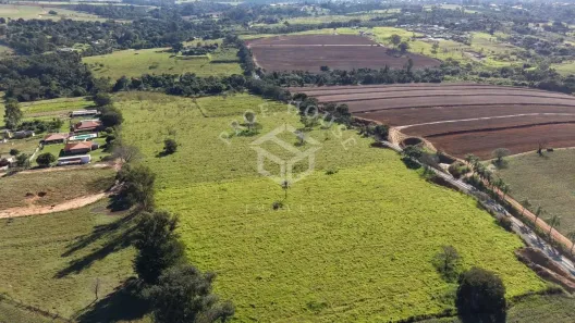 Fazenda/Sítio com 3 Quartos à venda, 217m² no Bairro dos Pires, Limeira