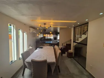 Casa com 3 Quartos à venda, 180m² no Piratininga, Niterói
